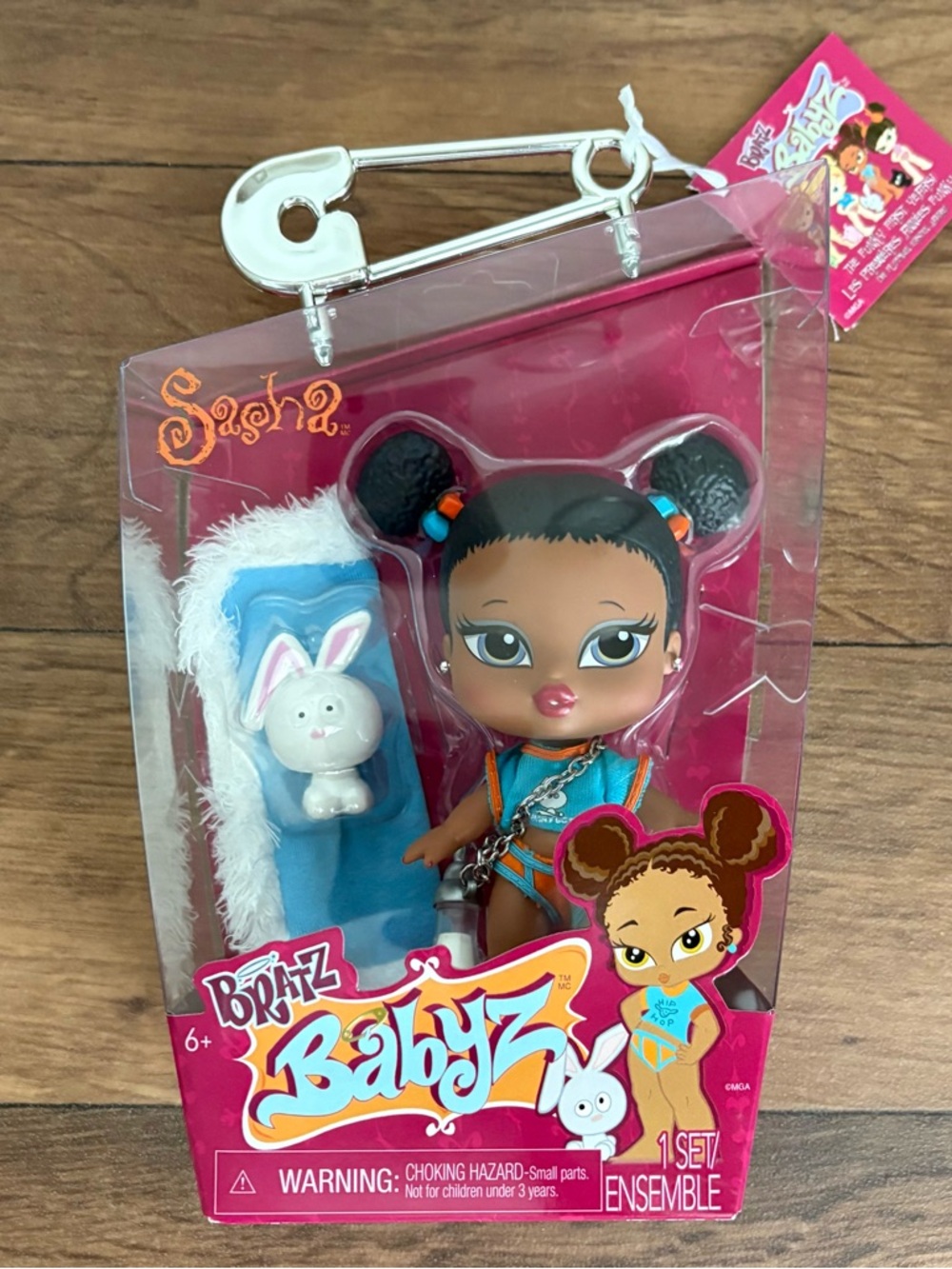 BRATZ Babyz SASHA Pet Bunny Boo Bottle Fashion Doll New Y2K Icon Collectible